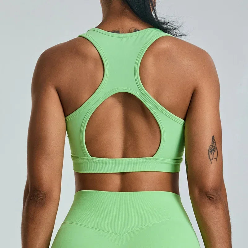 Seamless Sports Bra with Bra Pads – Breathable, Fast-Drying Yoga Top
