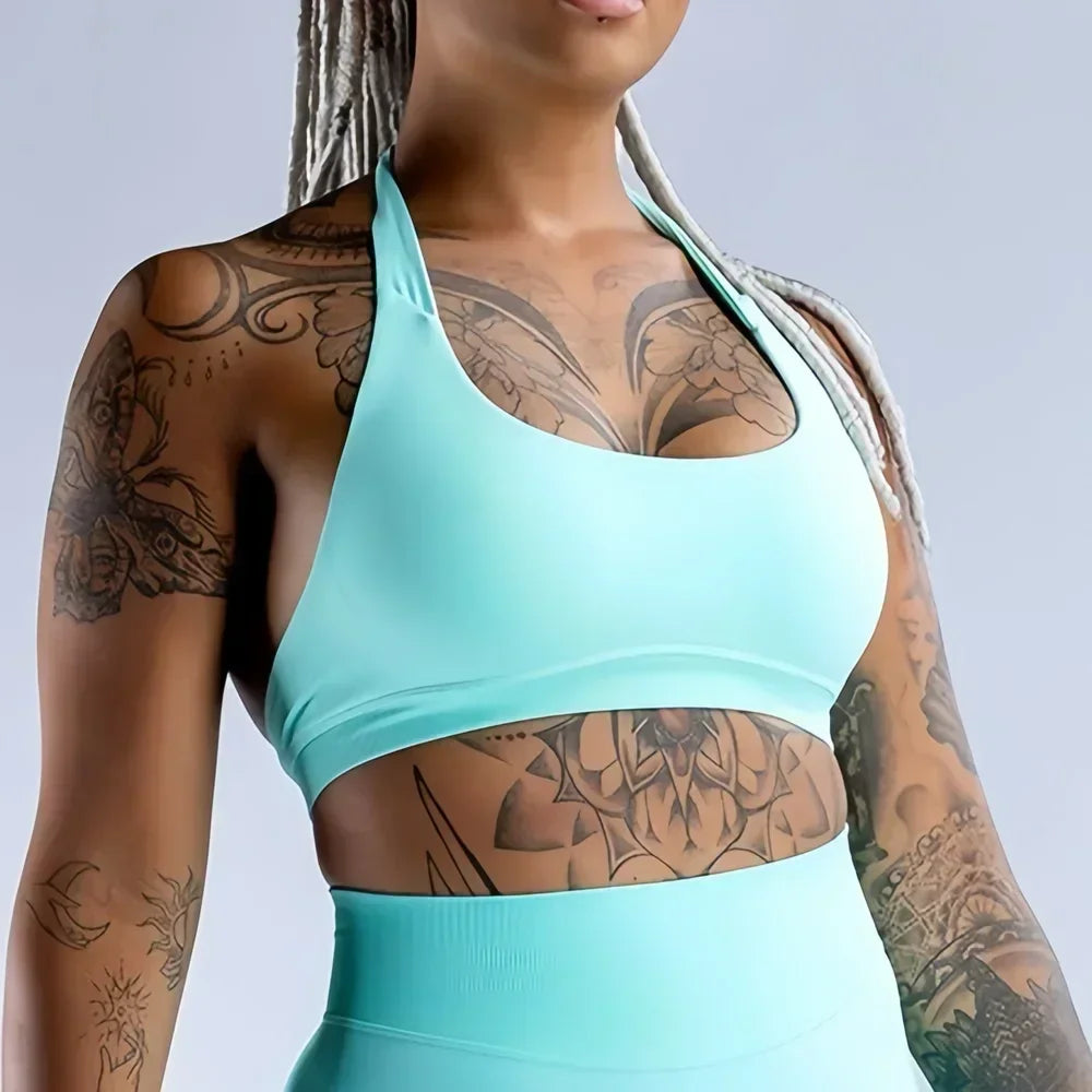 Seamless Halter Sports Bra – Open Back Yoga Top
