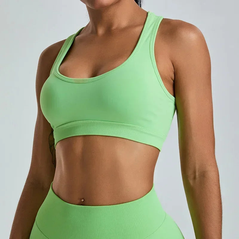 Seamless Sports Bra with Bra Pads – Breathable, Fast-Drying Yoga Top