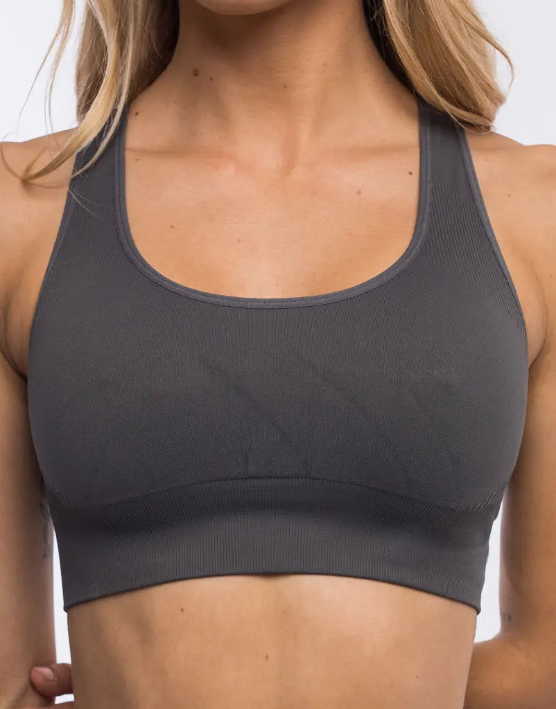 Seamless Backless Sports Bra – Padded Yoga Top