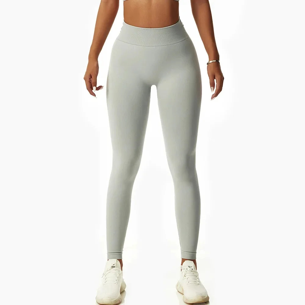 Neck Hanging Yoga Set - Sports Bra & High Waist Shorts