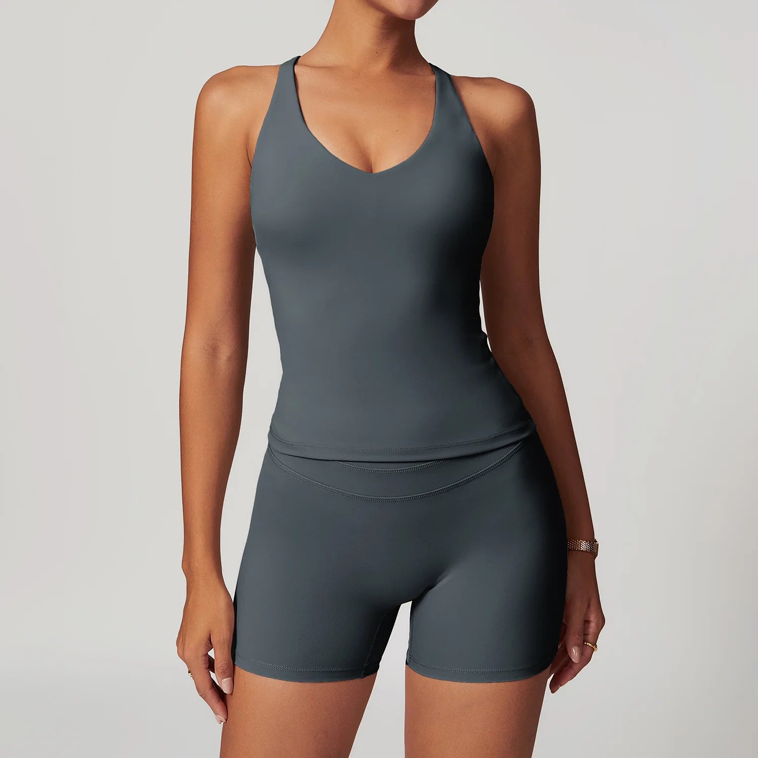 2-Piece Seamless Yoga and Fitness Set