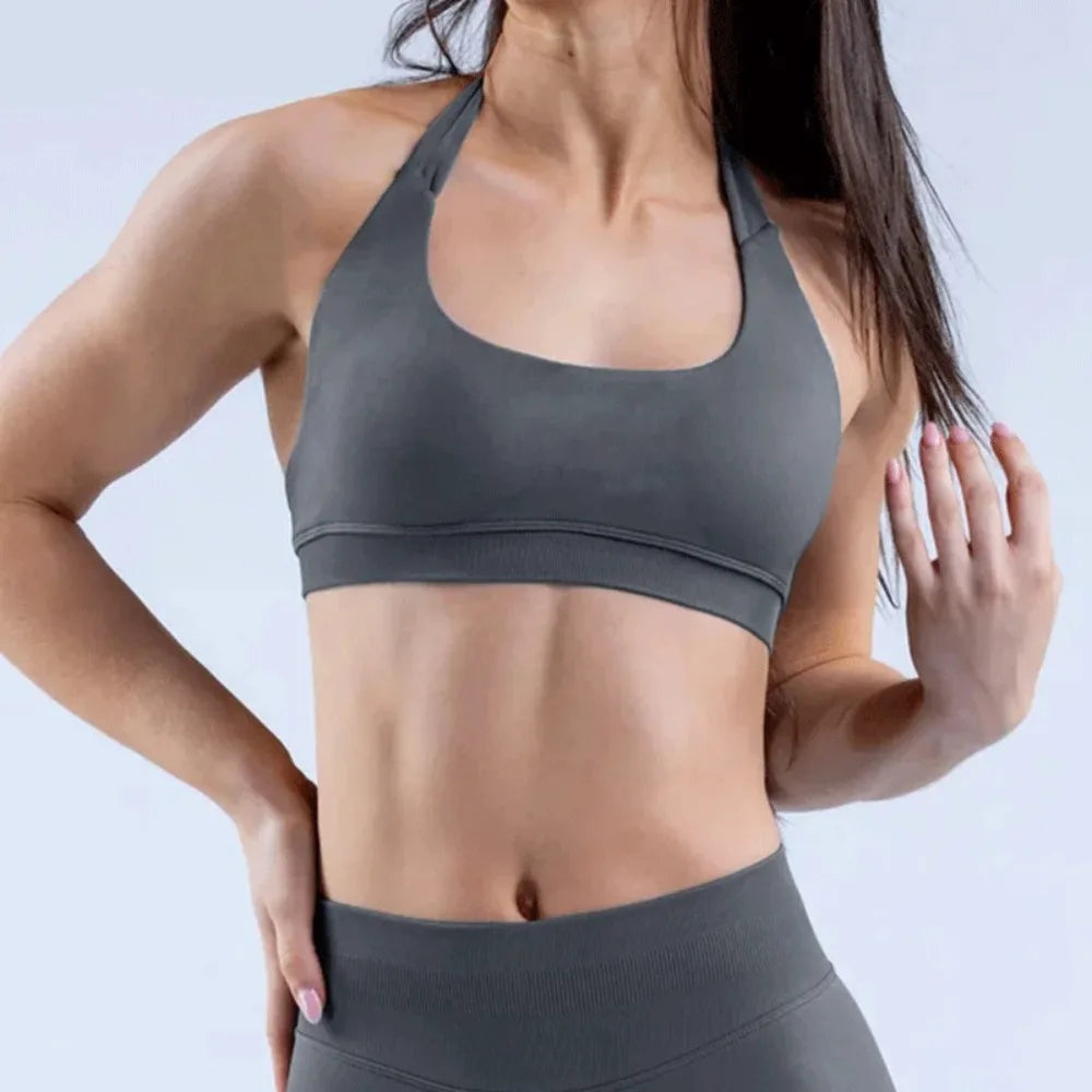 Seamless Halter Sports Bra – Open Back Crop Top