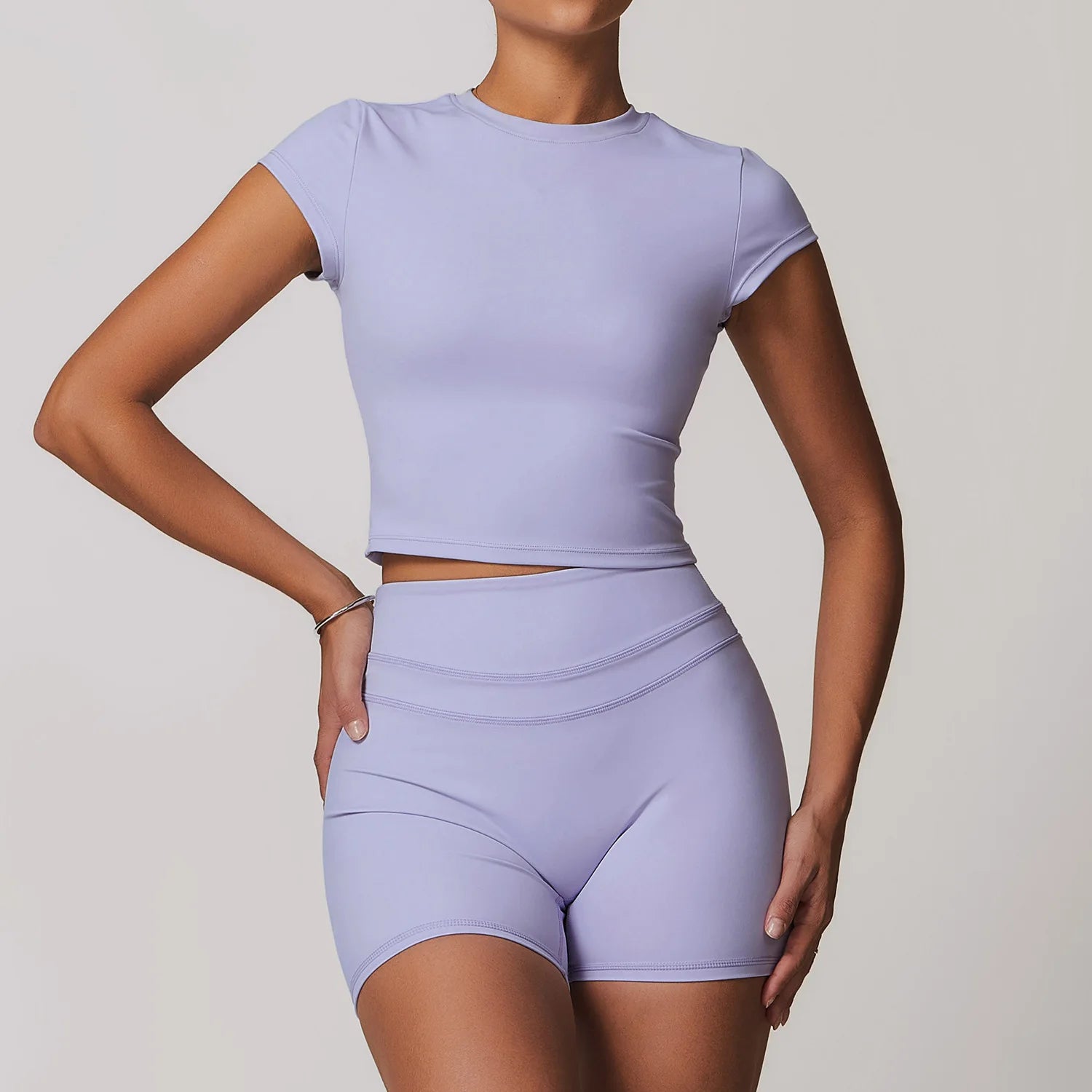 2-Piece Seamless Yoga and Fitness Set