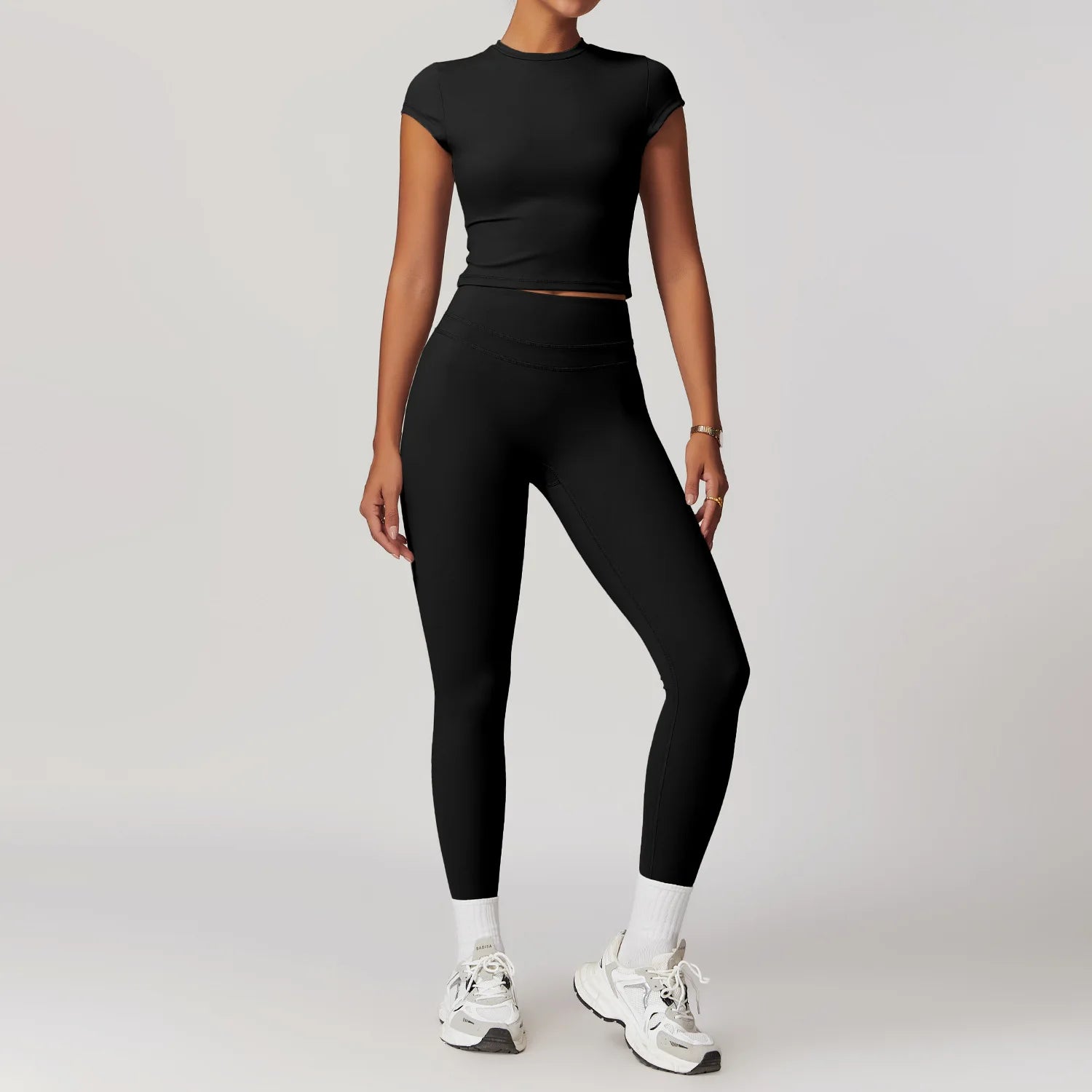 2-Piece Seamless Yoga and Fitness Set