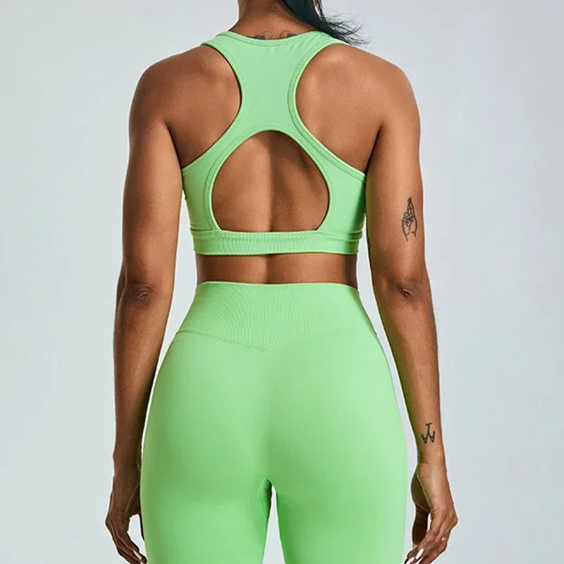 Seamless Sports Bra with Bra Pads – Breathable, Fast-Drying Yoga Top